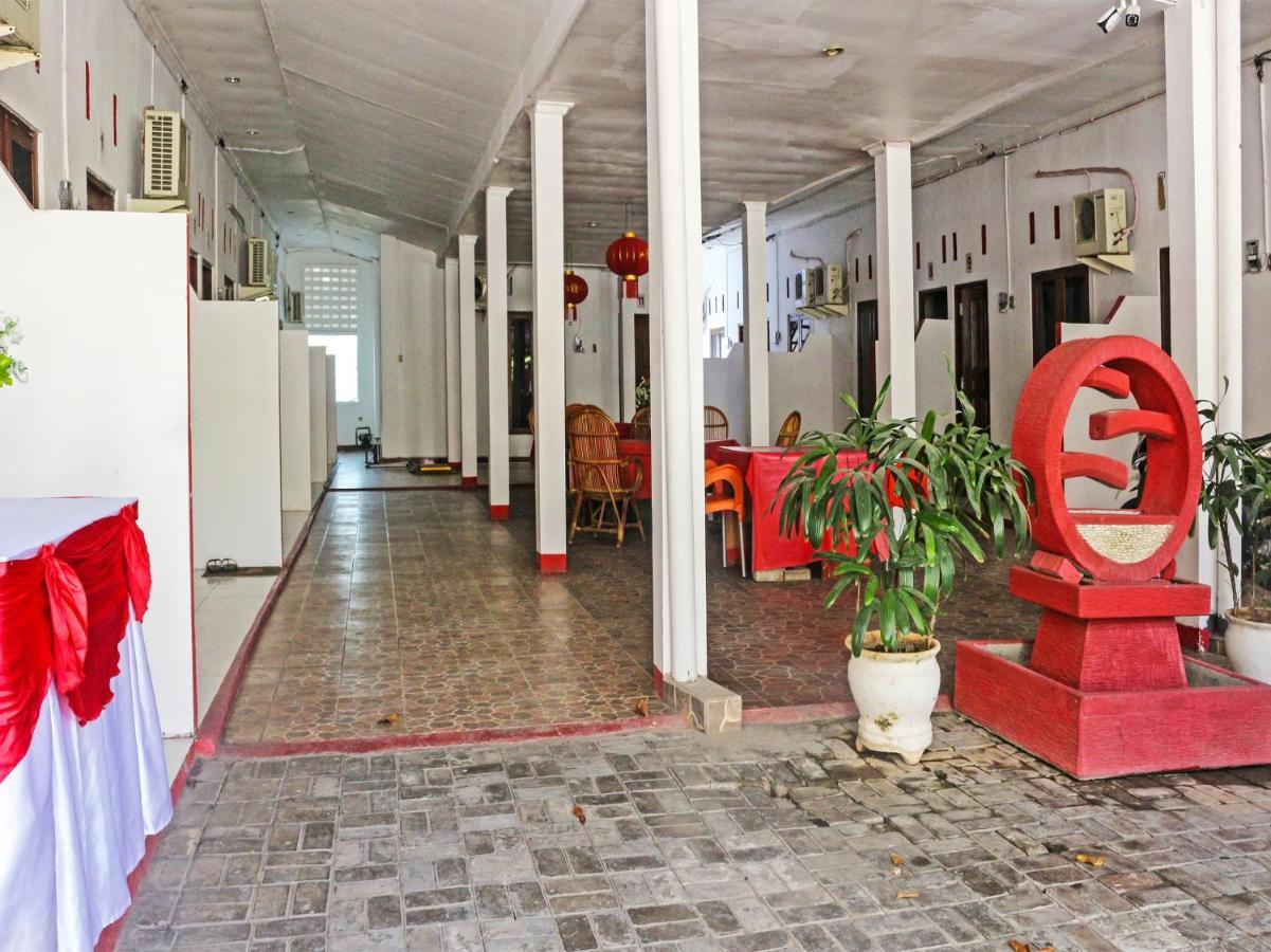 Oyo 91416 Puri 88 Homestay Купанг Екстериор снимка