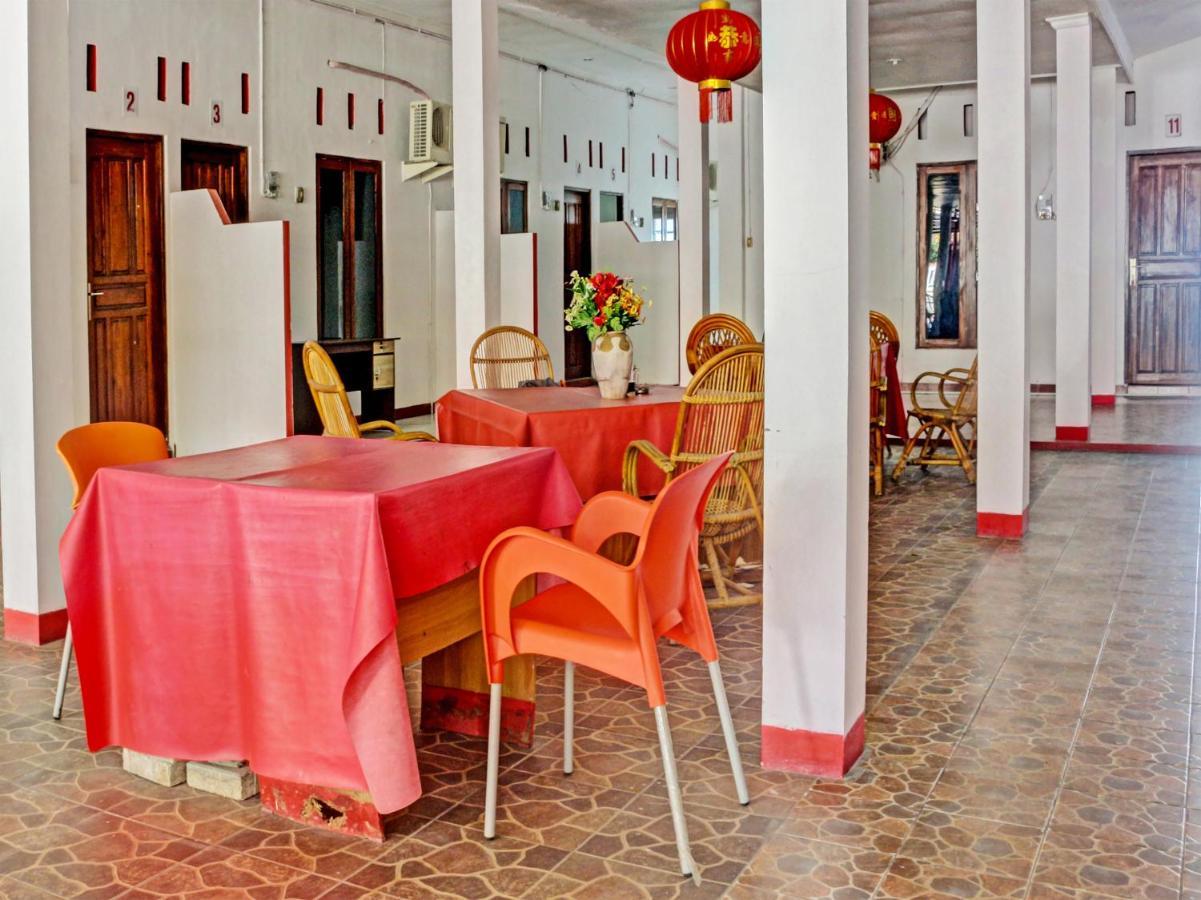 Oyo 91416 Puri 88 Homestay Купанг Екстериор снимка